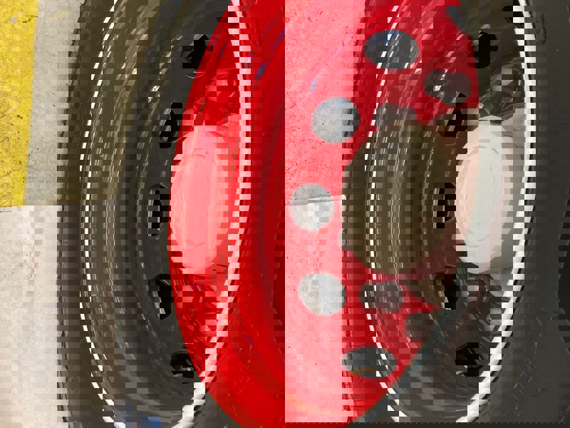 . (1)